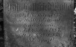 Płyta nagrobna małżonki sztygara Johana Gottfrieda Winke na cmentarzu poniemieckim w Buchałowie