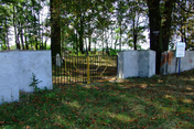 Cmentarz żydowski w Dobrodzieniu;Fot. autorstwa Pimke, udostępnione na wikipedia.pl 27.09.2007 na licencji Creative Commons.