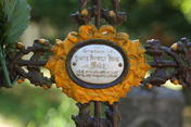 Zabytkowy cmentarz w Klukach;fot. aut. Yarl, uz. aut.P. Marynowskiego, udostępnione na commons.wikimedia.org 15.09.2011 na licencji Creative Commons.