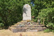 Zabytkowy cmentarz w Klukach;fot. aut. Yarl, uz.aut. P. Marynowskiego, udostępnione na commons.wikimedia.org 15.09.2011 na licencji Creative Commons.