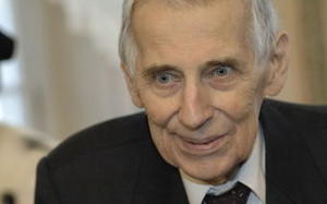 800px-Wiesław_Chrzanowski-polityk_(2010)_skalowane