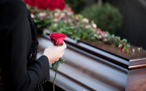 A kto umarł, ten nie żyje. Kto zaradny, ten zarabia