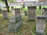 Cmentarz Remuh; Fot. autorstwa Emmanuela Dyan'a, udostępnione na commons.wikimedia.org 24.10.2004v na licencji Creative Commons.