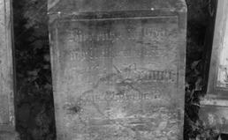 Nagrobek Gottfrieda Brauer; cmentarz poniemiecki w Bojadłach